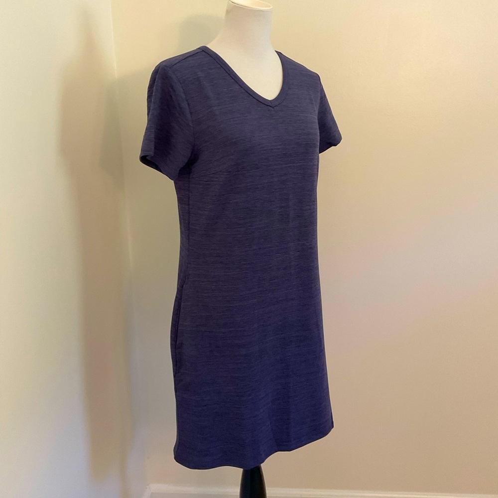 NWT Women’s 32 Degree Cool Navy Blue V-Neck T-Shirt Dress